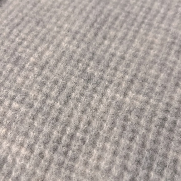 Banana Republic Waffle Weave Sweater - Picture 4 of 6